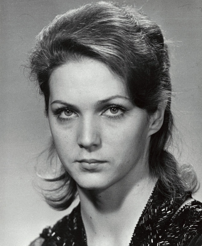 Virginia osatäitja - Moskva näitleja Nadežda Hill.