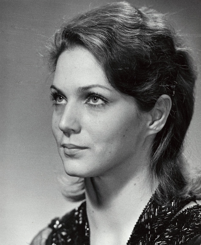 Virginia osatäitja - Moskva näitleja Nadežda Hill.