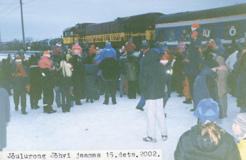 Jõulurong Jõhvi jaamas 15.12.2002.a.