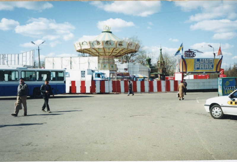 13.-16.05.1999. oli Jõhvis lõbustuspark Tivoli Tuur Rootsist.