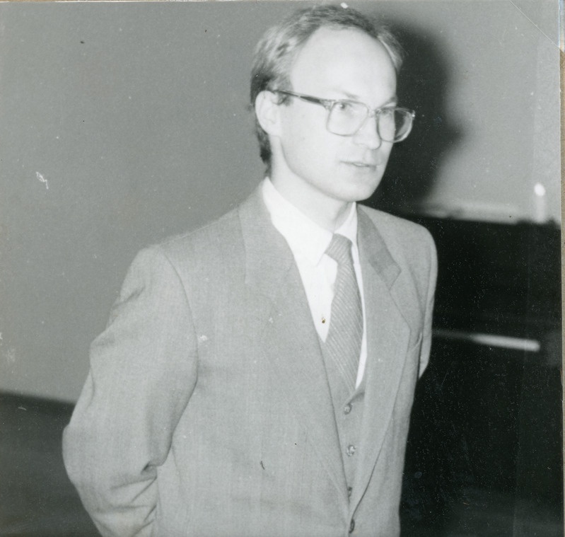 Jõhvi põlisjõhvilaste I kokkutulek 21.veebr.1993.a. Jõhvi kultuurinõunik Vallo Reimaa