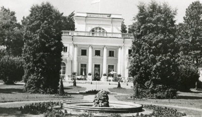 Pilk minevikku. Narva-Jõesuus Villa "Capriccio"  similar photo