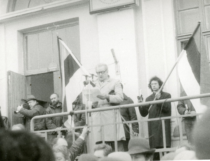 Jõhvi raudteejaama esisel väljakul