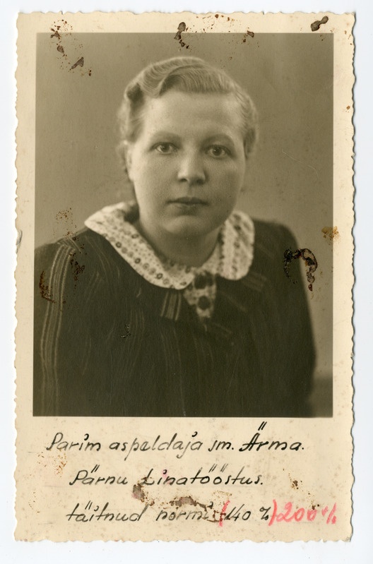 Foto, must-valge. Seltsimees Ärma