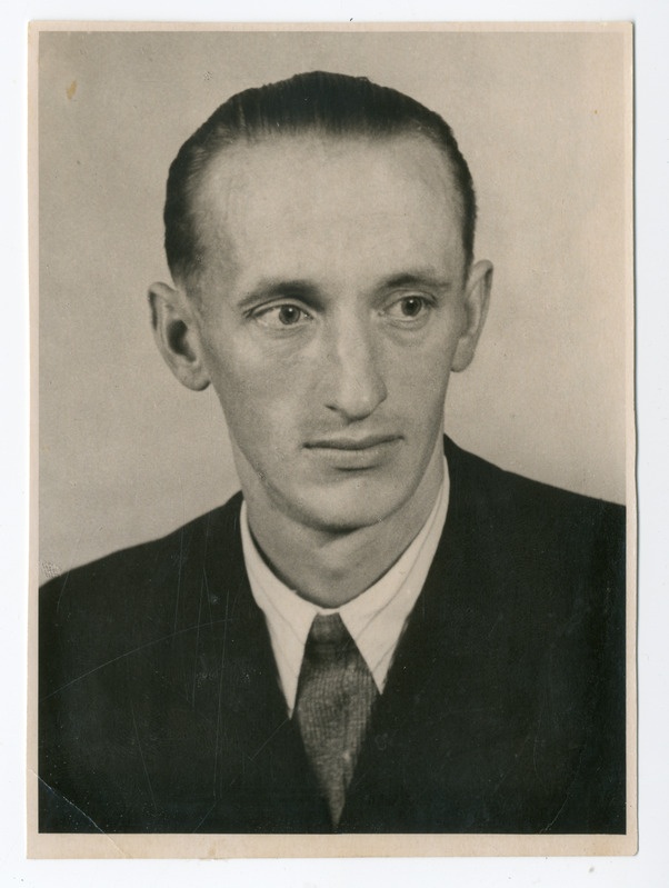 Foto, must-valge. Kalle Herno