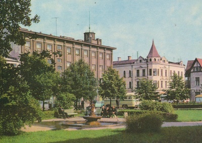 trükipostkaart, Viljandi Keskväljak, u 1968, foto E. Veliste, kirjastus Eesti Raamat  duplicate photo