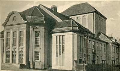 Tartu Vanemuise väike maja  similar photo
