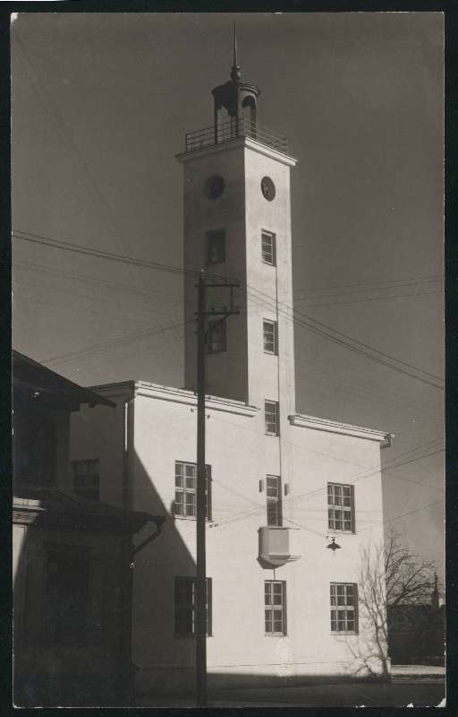 fotopostkaart, Viljandi, uus raekoda, Trepimäe poolt, hotell, u 1931? Kell puudub