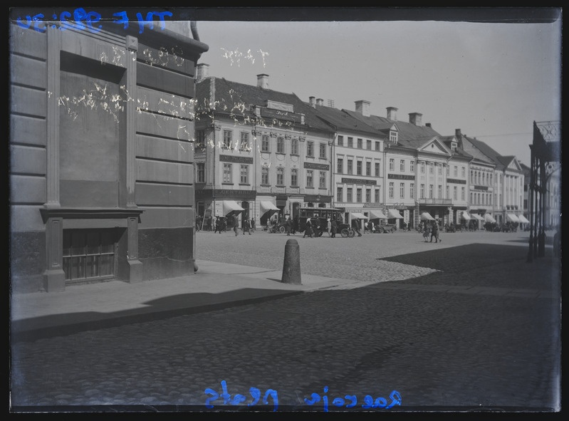 Klaasnegatiiv. Raekoja plats. Tartu, 1930-1940.