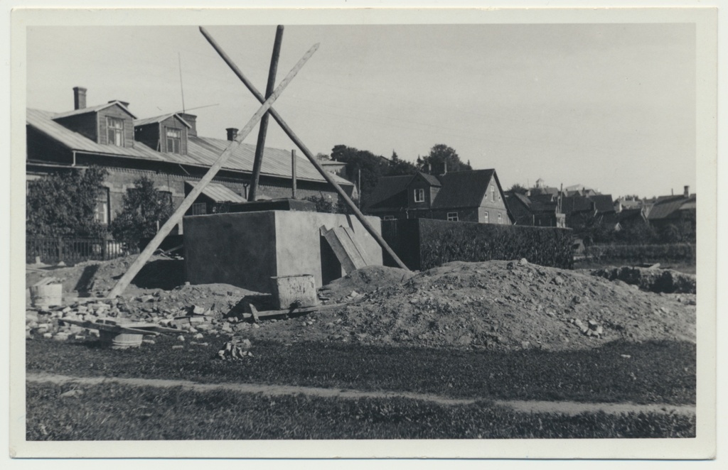 foto, Viljandi, puurkaevu tegemine tapamaja ette, u 1935