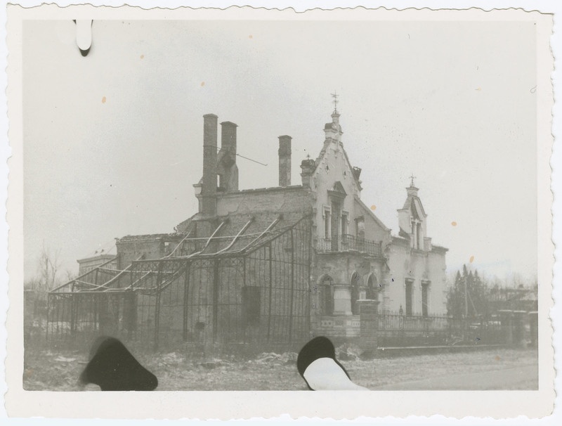 Purustatud Tartu 1944.a. Hans Heidemanni tän. end. ETK hoone.