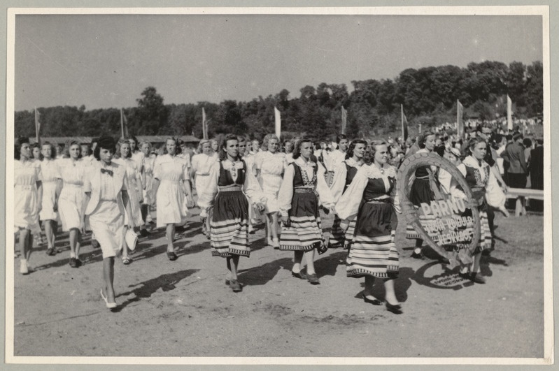 XII üldlaulupeo rongkäik, 28. juuni 1947. Harjumaa osalejad.