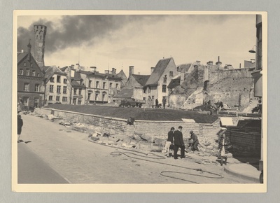 Tallinn, Harju - Vana Posti tn. nurk juuli 1948.a.  similar photo