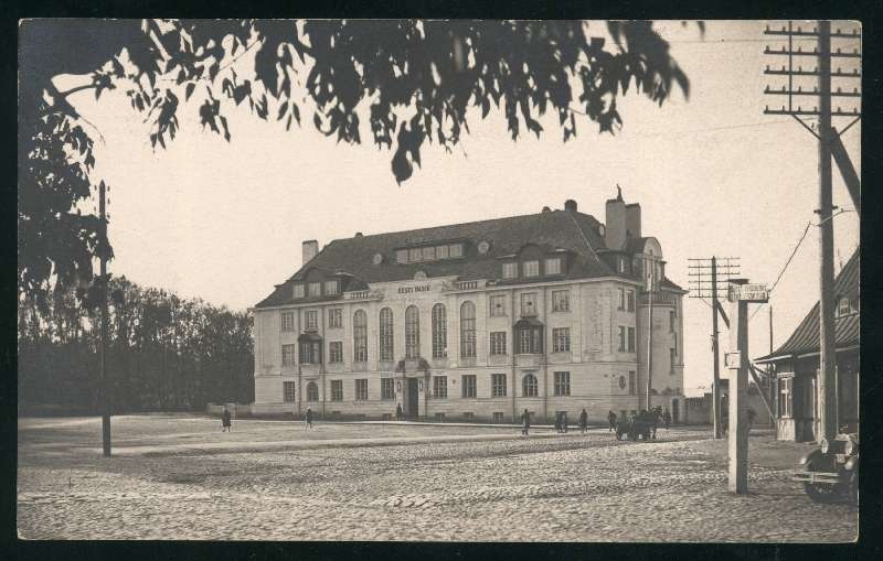 fotopostkaart, Viljandi, Eesti Panga Viljandi osakonna hoone, Vabaduse plats, Vaksali tn algus, 25.07.1929, foto J. Riet