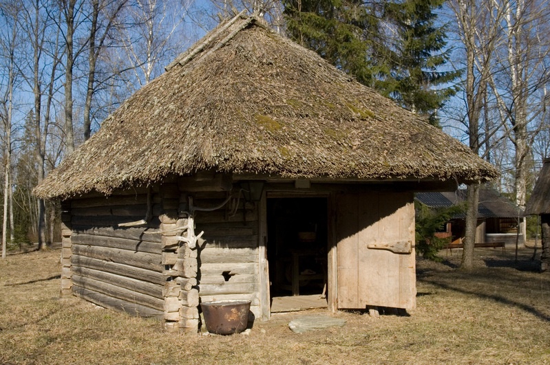 Paduvere talumuuseumi aida välisvaade