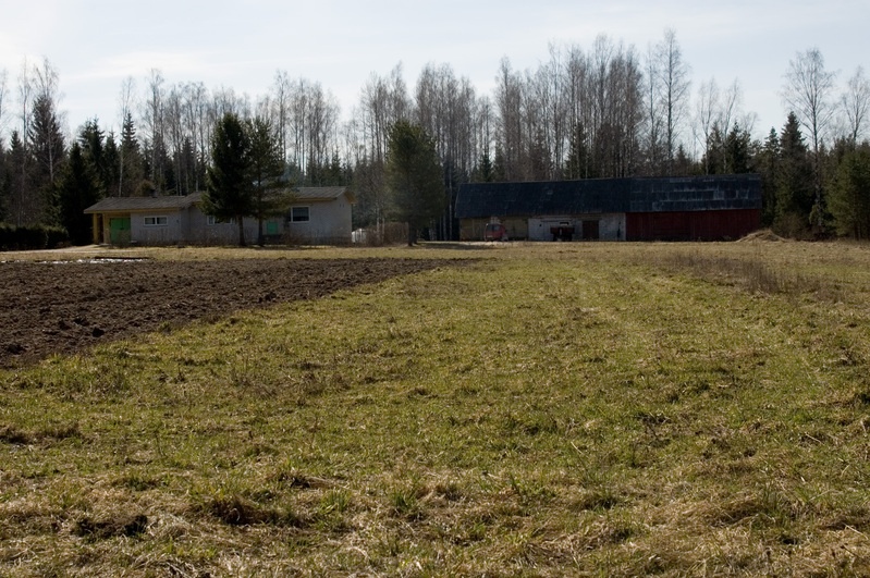 Vaade Paduvere küla uuematele majapidamistele: Nõmme talu elamu