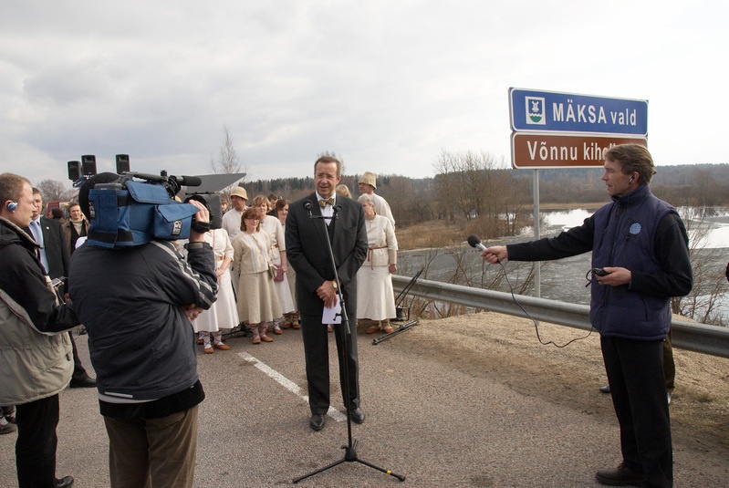 President Toomas-Hendrik Ilves ja ajakirjanikud