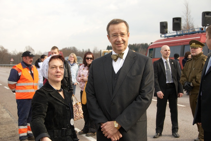 Krista Aru, Toomas Hendrik Ilves