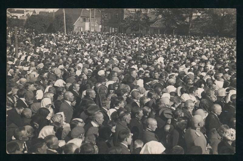 fotopostkaart, Viljandi, Eesti Vabadussõjas langenute mälestussammas, samba avamine, Vabaduse plats, inimesed, 19.09.1926