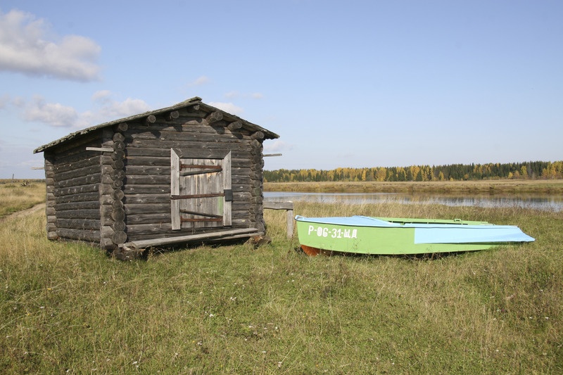 Võrgukuur Võtšegda (Ežva) jõe ääres Mõjoldino külas