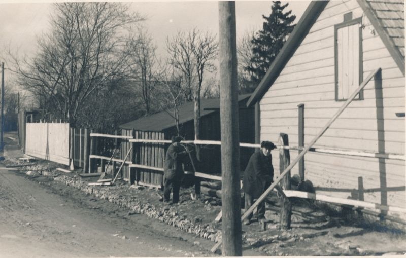 Foto.  Aia ehitamine Uus-Sadama 8 tänava ääres. 1938. Albumis HM 8466:1. Kuulunud kapten Harald Dampffile.
