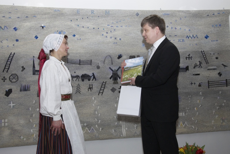 Krista Aru ja regionaalminister Siim-Valmar Kiisler