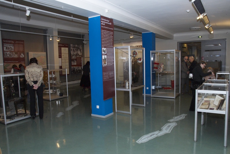 Näituse Rahva muuseum. ERM 100 külastajad