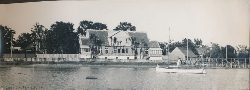 Foto. Dampfi album. Vaade Õhtu-Kaldale lahe poolt maja nr. 5 kohalt. 1932.