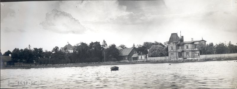 Foto. Dampfi album. Vaade Õhtu-Kaldale lahe poolt Wiedemanni t. otsa kohalt. 1932.