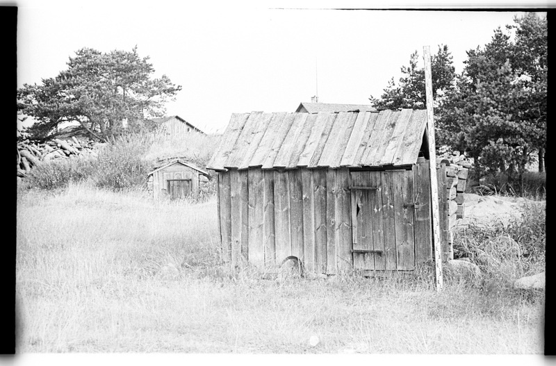 Kuur ja kelder, Vergi, Rommi talu