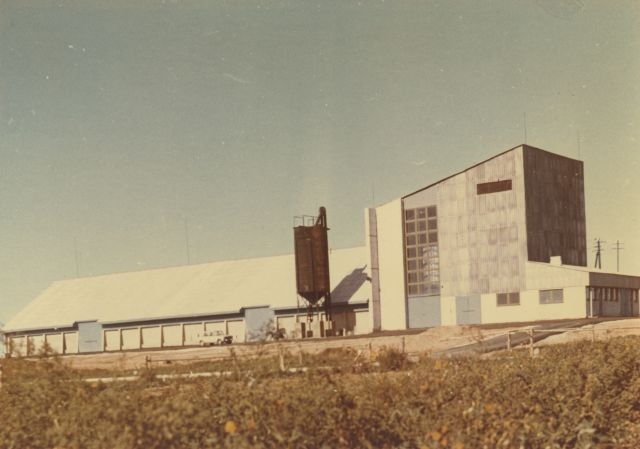 Väimela Näidissovhoostehnikumi ait-kuivati (2000t/16t tunnis).