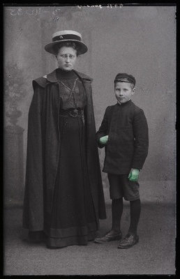 Gönberg pojaga.  similar photo