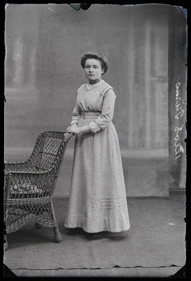 Marie Tiirus.  similar photo