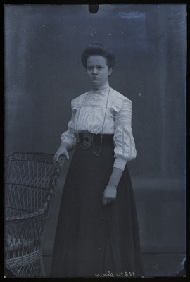 Liisa Lepik [Leppik].  duplicate photo