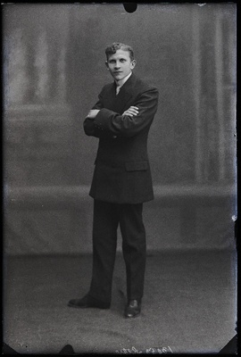 Litter.  similar photo