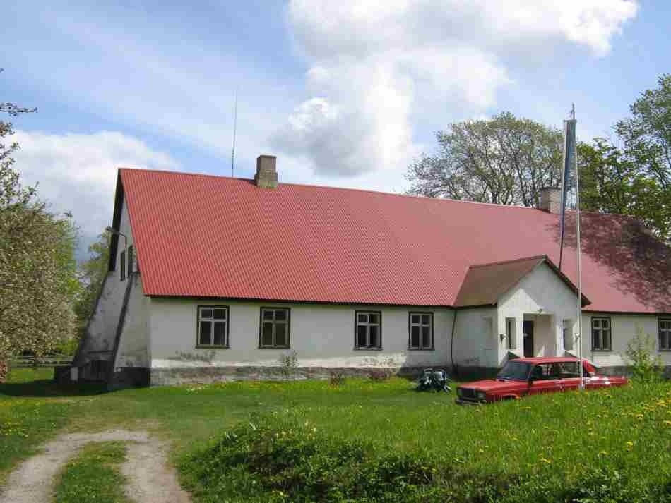 Main building of Kihelkonna Pastorage