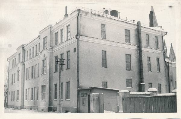 Tartu ehitusmaterjalide tehase portselanitsehh, välisvaade (Peetri 3).  Tartu, 1964.