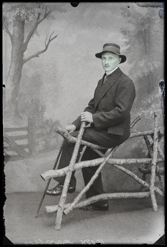Mihkelson.