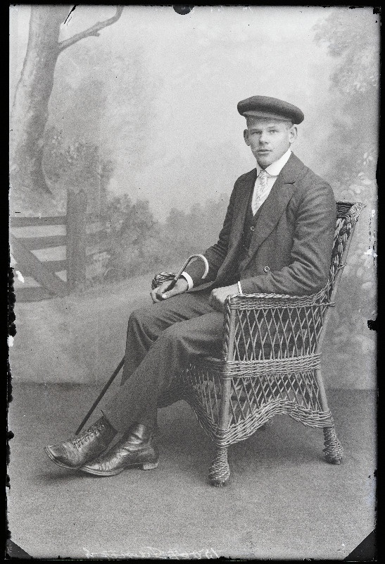 Karl Saks.