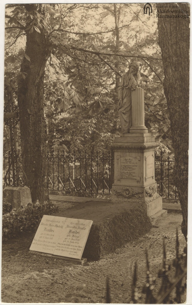 Tallinn. A. h. Th. Kordese tomb monument