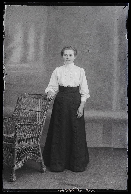 Marie Liiwson (Liivson) Halliste kihelkonnast, Kaarli vallast, Konna talust.