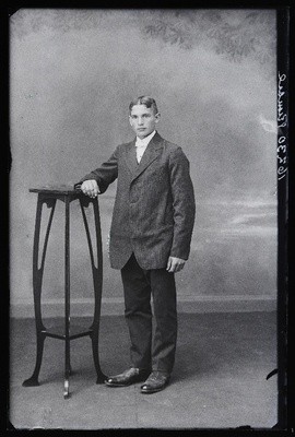 Ruubel [Rubel].  duplicate photo