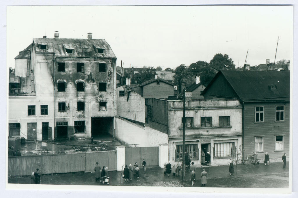 Jahuveski hoone pärast tulekahju
1959