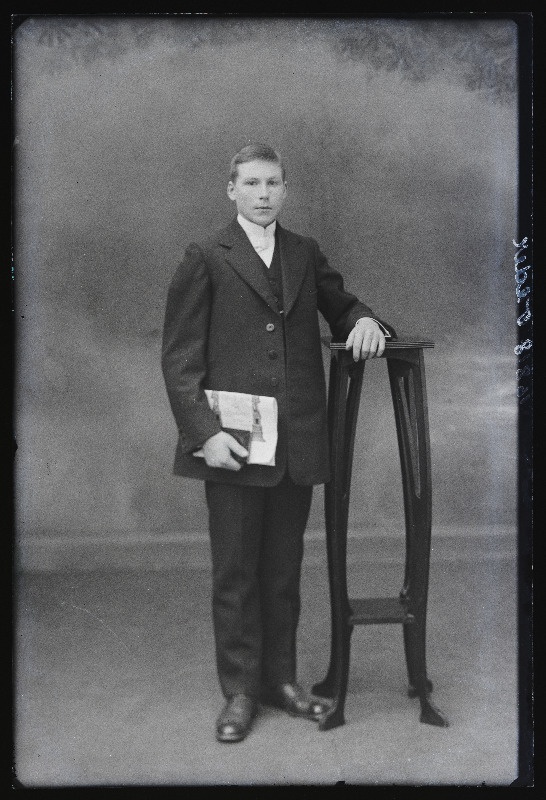 Leerilaps Hans Teder.