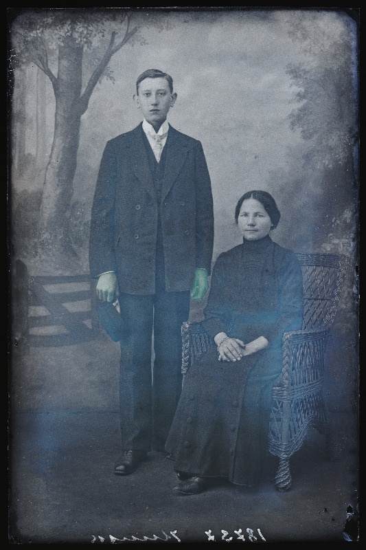 Kuusk vennaga.