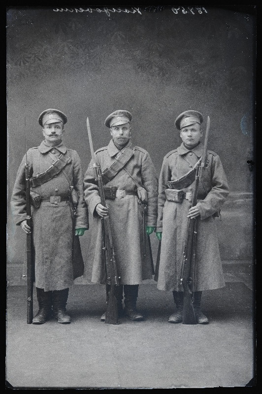Grupp sõjaväelasi, (foto tellija Kaldowsky).