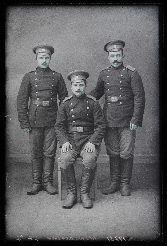 Grupp sõjaväelasi, (foto tellija Tarasenko).