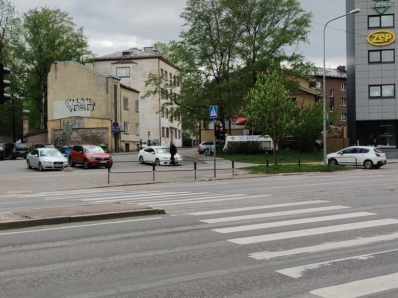 Liivalaia ja Uus-Tatari tn ristmik Tallinnas, tänavavaade rephoto