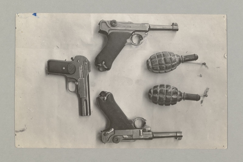 1.dets. 1924.a. sündmused Tallinnas. Kommunistide riigipöörde katse. Relvad.