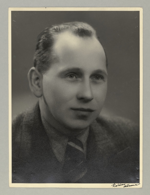 Arnold Palm - Peatehaste mudeli tisler, lööktööline.